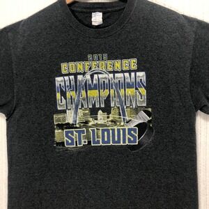St. Louis‎ Blues 2019 Champions Hockey Port & Company T-Shirt Men's Size Large